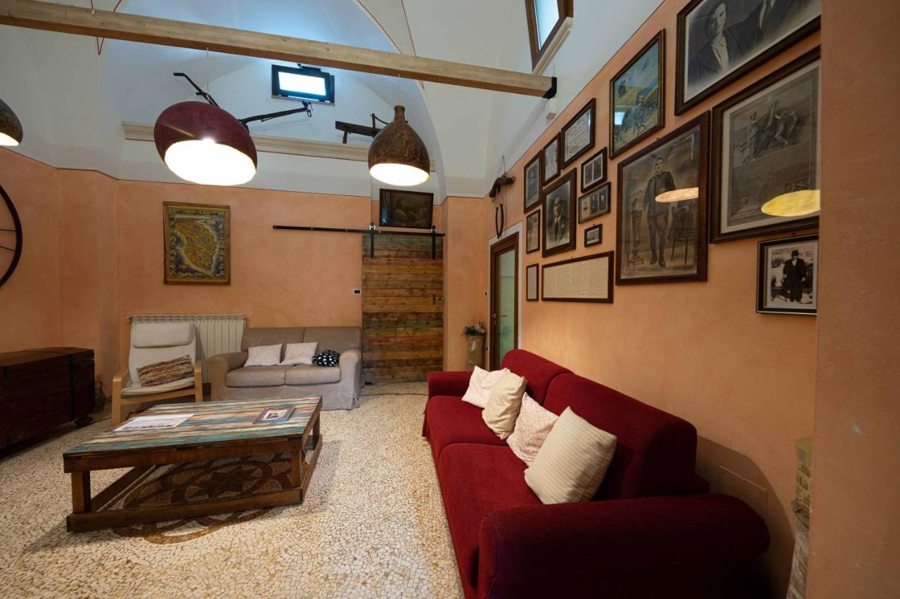 B&B Palazzo La Traja Gagliano del Capo Bagian luar foto