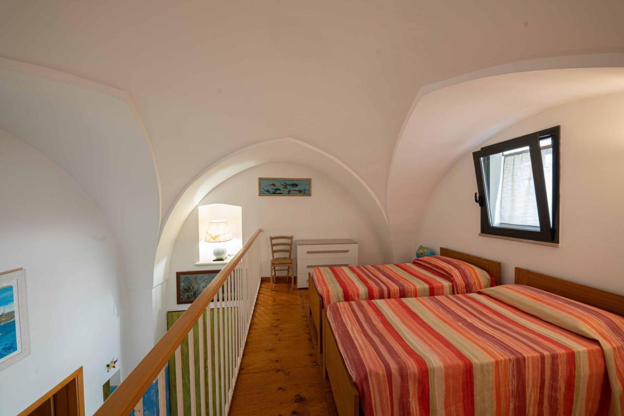 B&B Palazzo La Traja Gagliano del Capo Bagian luar foto