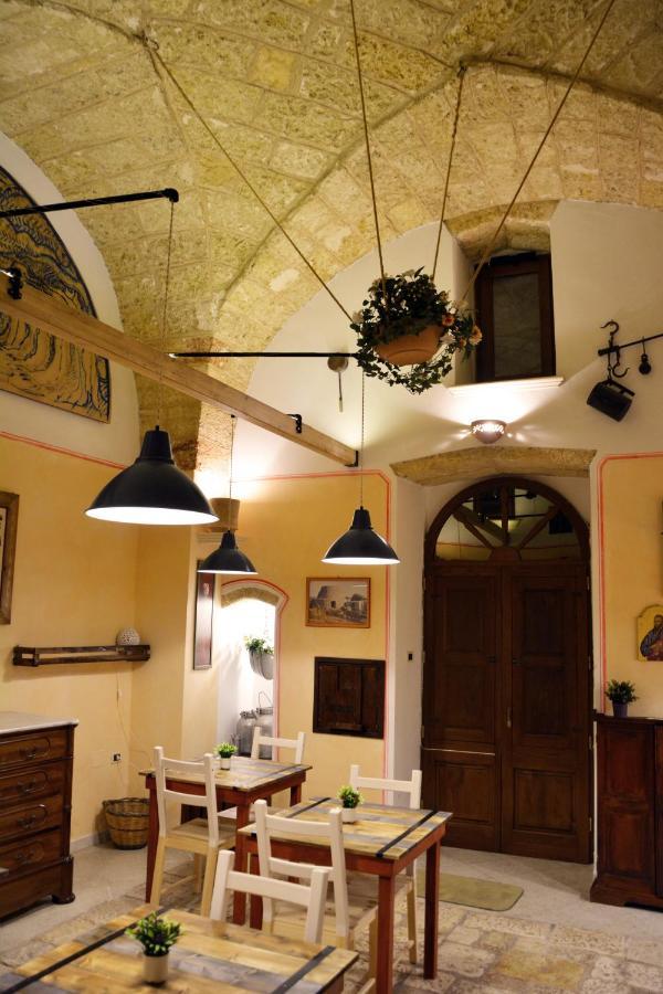 B&B Palazzo La Traja Gagliano del Capo Bagian luar foto